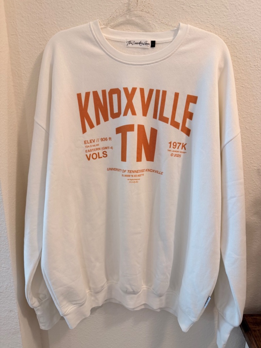 The Laundry Room University of Tennessee Vols Oversized Crewneck Sweatshirt M - Picture 7 of 7